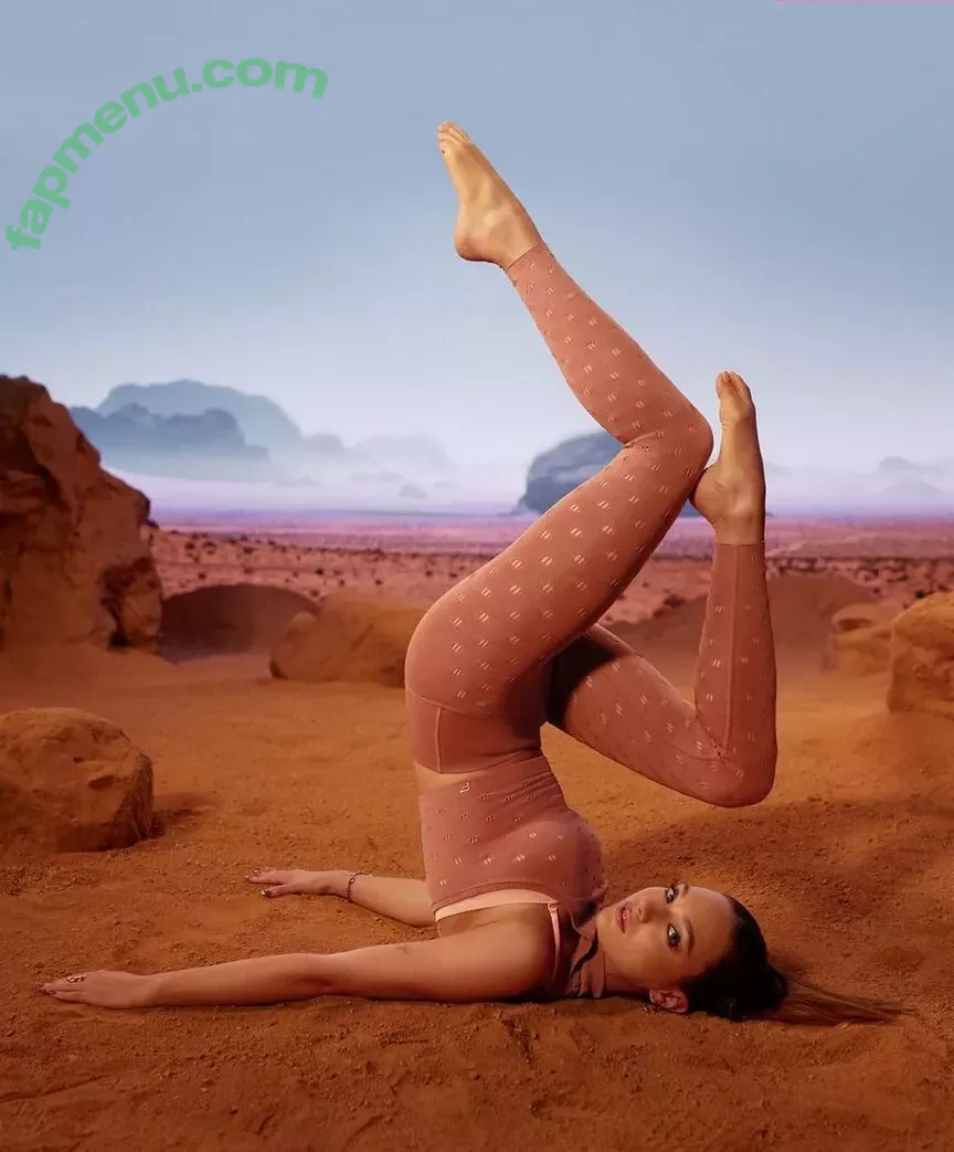 Maddie Ziegler nude photo #0493 (maddieziegler)