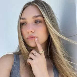 Maddie Ziegler / maddieziegler nude photo #1405