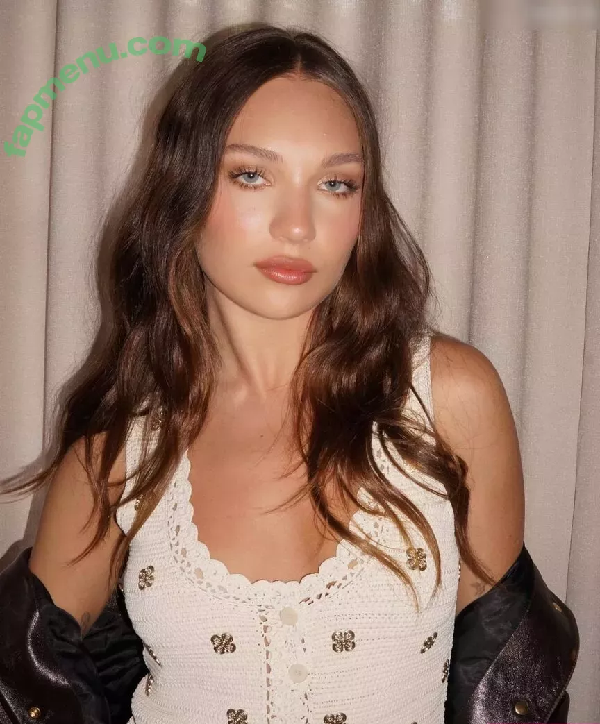 Maddie Ziegler nude photo #1354 (maddieziegler)