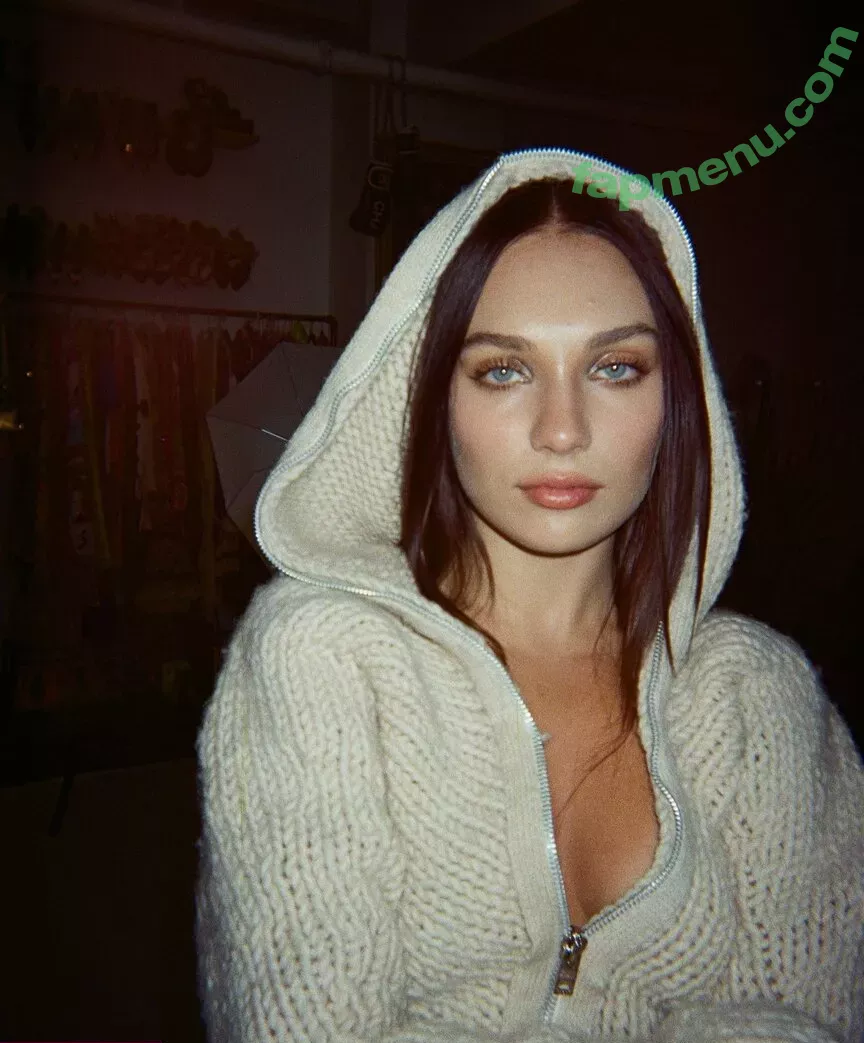 Maddie Ziegler nude photo #1612 (maddieziegler)