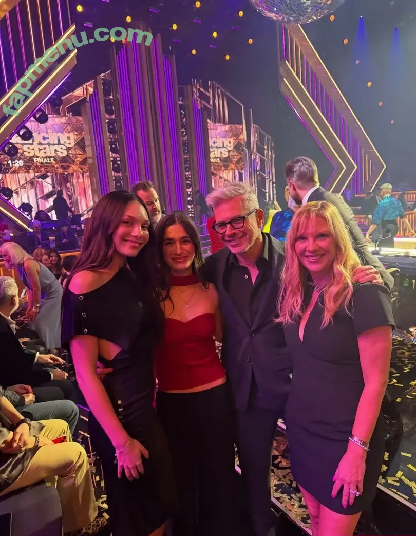 Maddie Ziegler nude photo #1700 (maddieziegler)