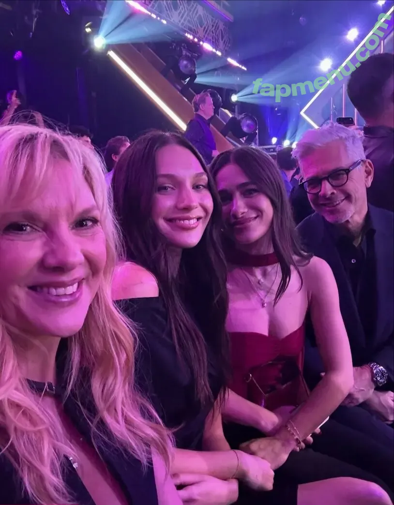 Maddie Ziegler nude photo #1702 (maddieziegler)