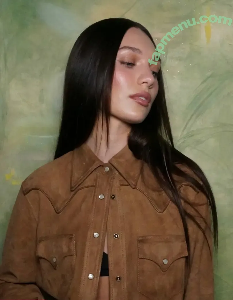 Maddie Ziegler nude photo #1706 (maddieziegler)