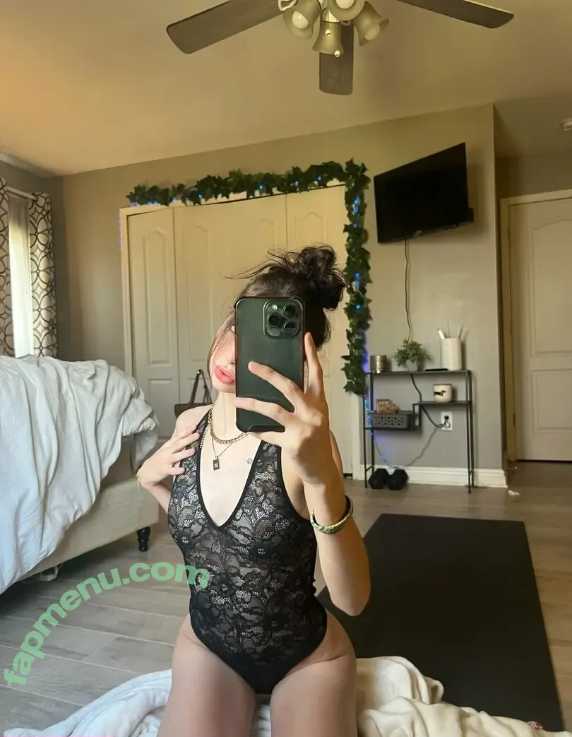 Maddieflirt nude photo #0019 (Maddieflirt)