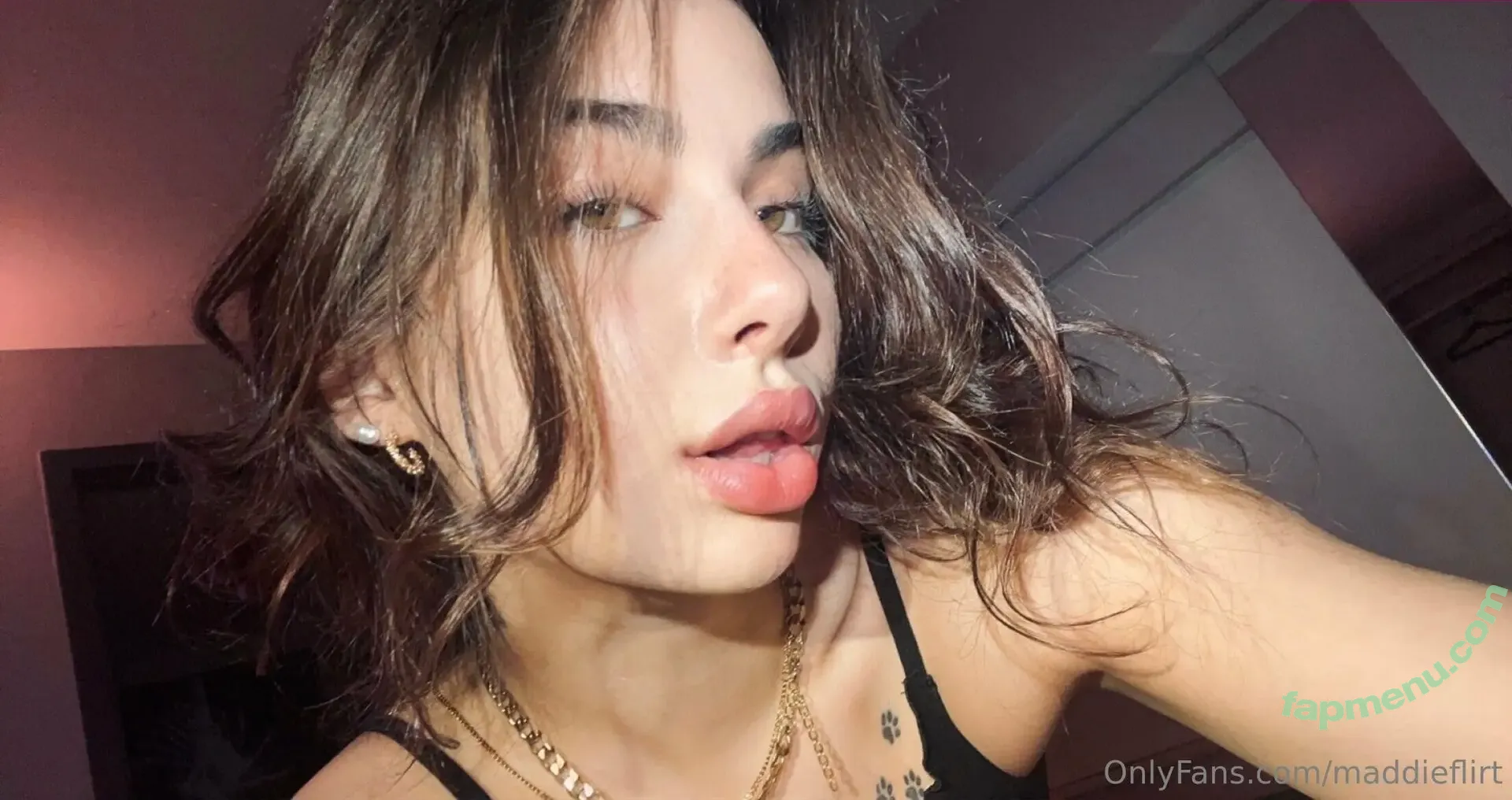 Maddieflirt nude photo #0020 (Maddieflirt)