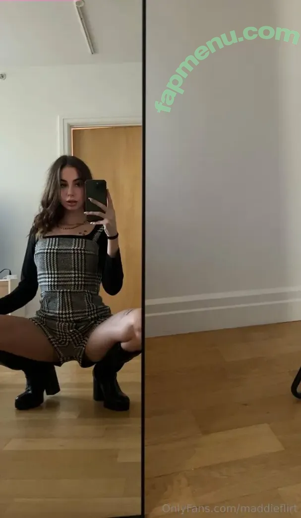 Maddieflirt nude photo #0023 (Maddieflirt)