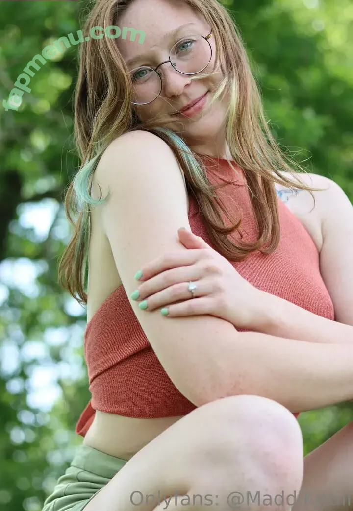 maddikittiii nude photo #0011 (maddii_sutton)