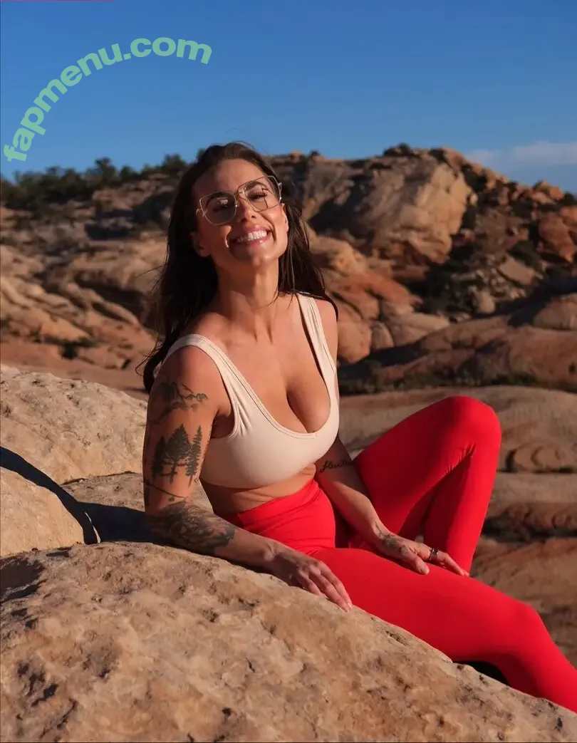 Maddison Noel nude photo #0361 (maddison.noel / madinoelll)