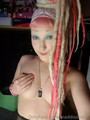 maddisonsins / maddisonsian nude photo #0068