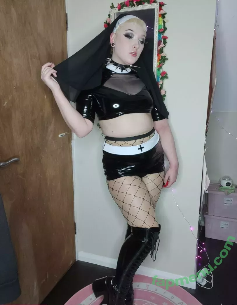 maddisonsins nude photo #0576 (maddisonsian)