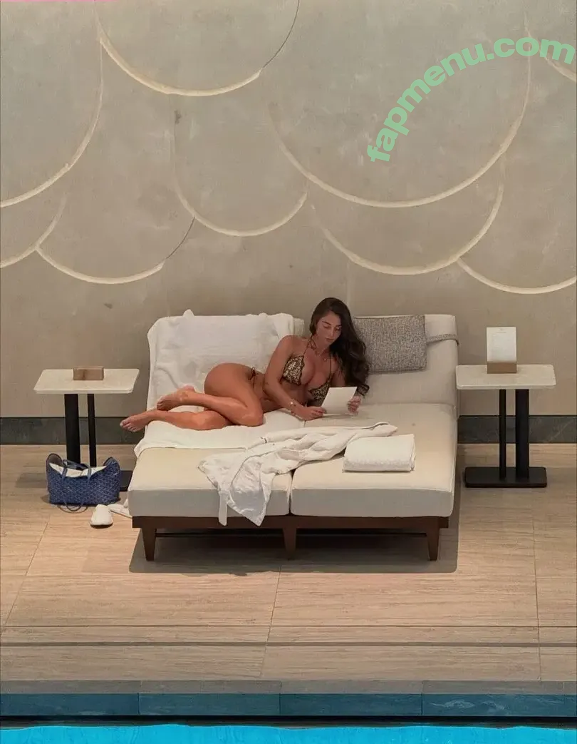 Maddy Cheary nude photo #0717 (maddycheary)