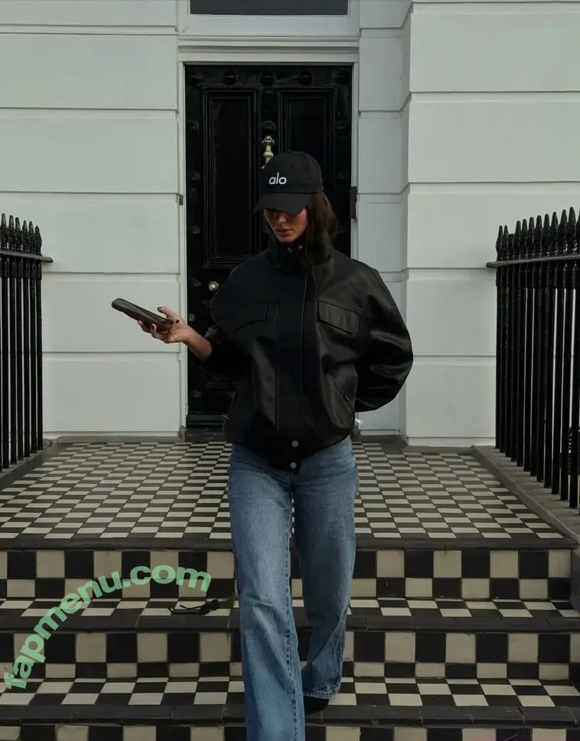 Maddy Cheary nude photo #0744 (maddycheary)