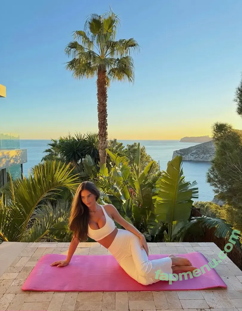 Maddy Cheary nude photo #0807 (maddycheary / realmaddycheary)