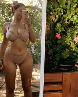 Maddy Mahmoudi / MaddyMahmoudi / Maddy_mahmoudi / u268798505 nude photo #0254