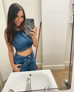 Maddy Mahmoudi / MaddyMahmoudi / Maddy_mahmoudi / u268798505 nude photo #0334