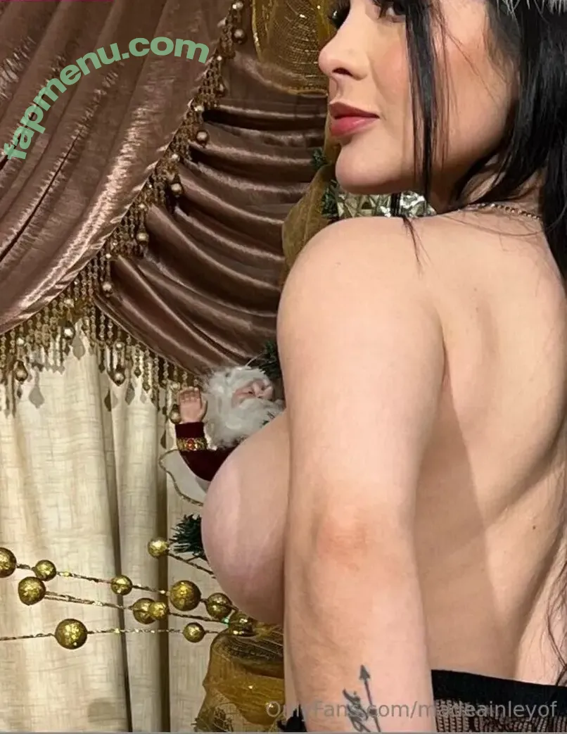madeainleyof nude photo #0048 (madeeainley)