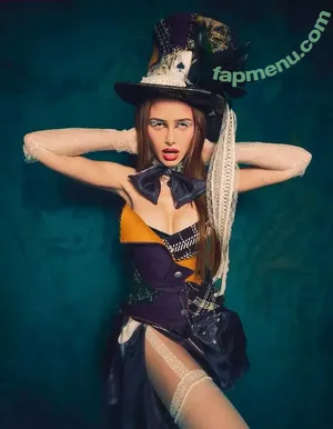 Madelaine Petsch / madelainepetsch / madelame nude photo #0741