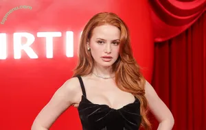 Madelaine Petsch / madelame nude photo #0799