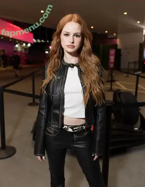 Madelaine Petsch / madelame nude photo #0836