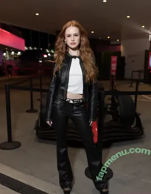 Madelaine Petsch / madelame nude photo #0838