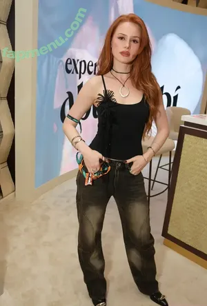 Madelaine Petsch / madelainepetsch / madelame nude photo #0874