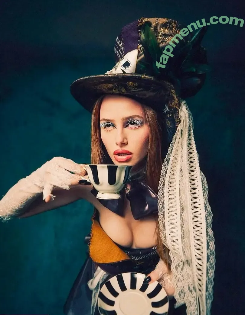 Madelaine Petsch nude photo #0745 (madelainepetsch / madelame)