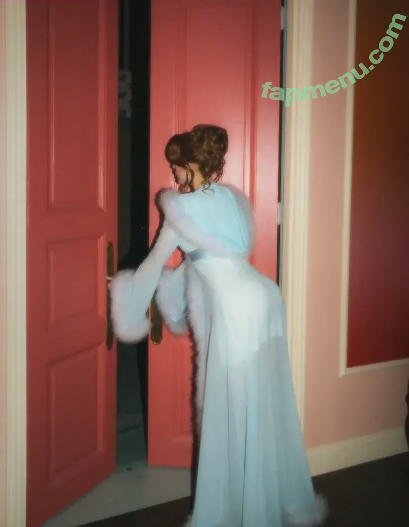 Madelaine Petsch nude photo #0962 (madelainepetsch / madelame)