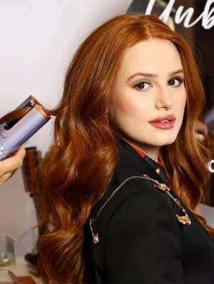 Madelaine Petsch / madelame nude photo #0111