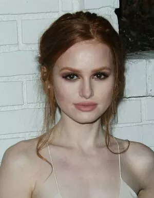 Madelaine Petsch / madelame nude photo #0121
