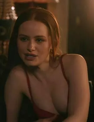 Madelaine Petsch / madelame nude photo #0163