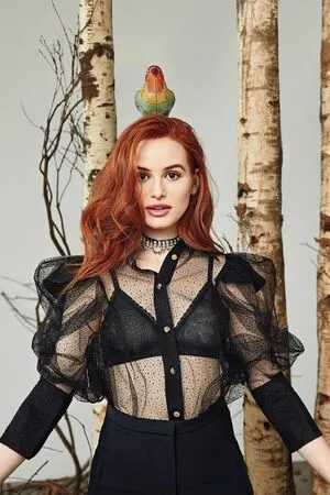Madelaine Petsch / madelame nude photo #0188