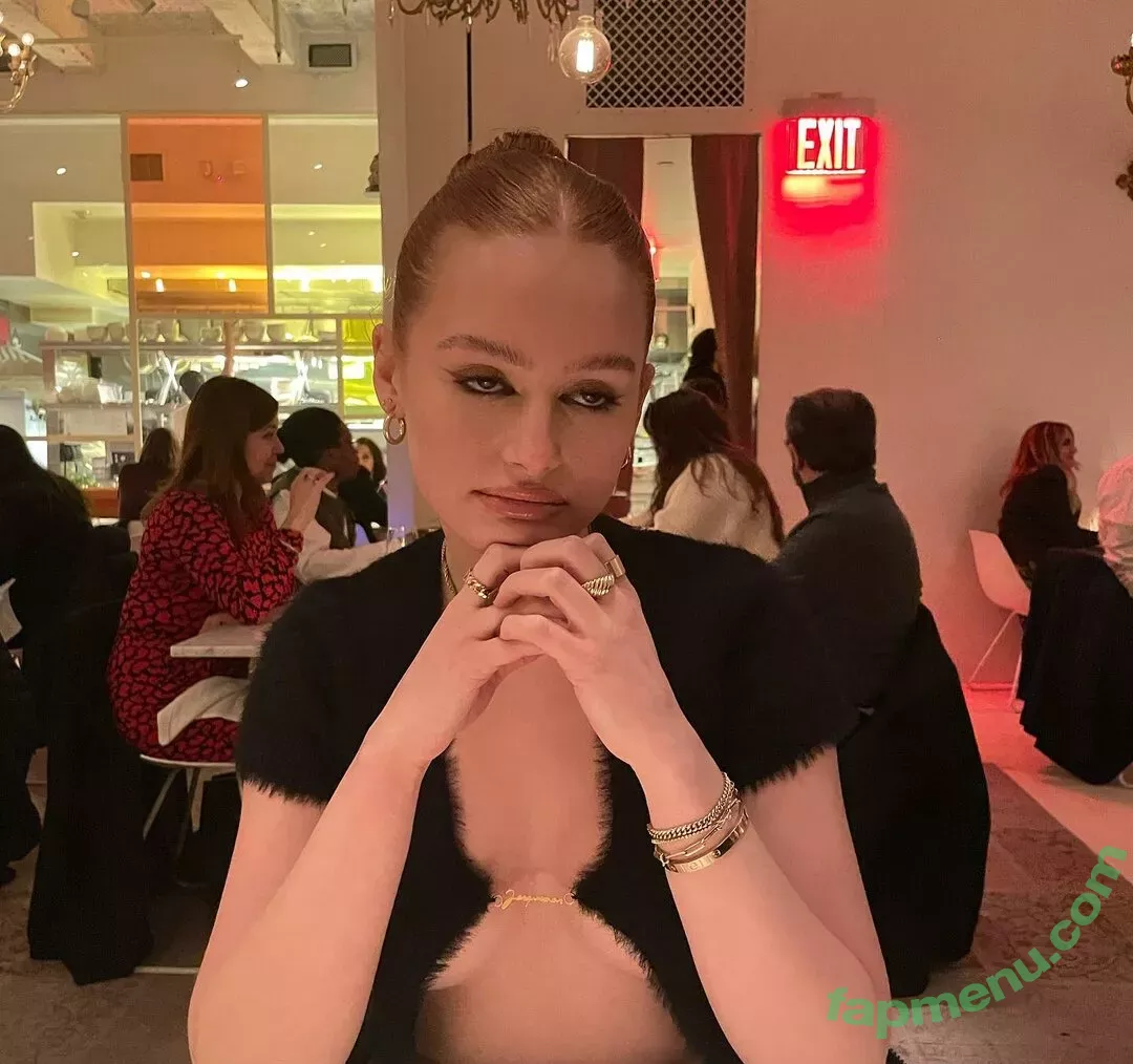 Madelaine Petsch nude photo #0169 (madelame)