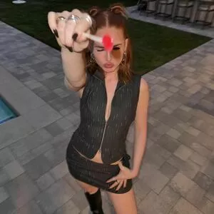 Madelaine Petsch / madelame nude photo #1107