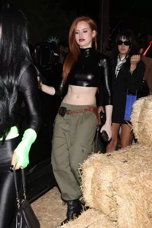 Madelaine Petsch / madelame nude photo #1139