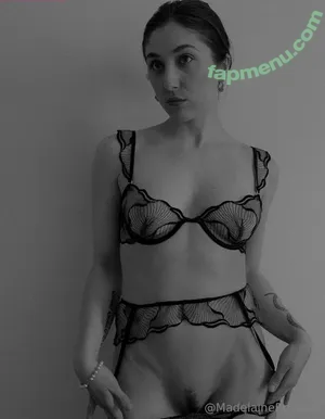madelainerousset / madelaine_rousset nude photo #0131