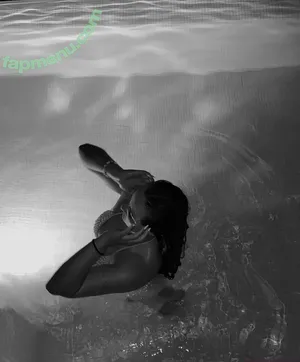 madeleine.1912 / madelenewright nude photo #0005