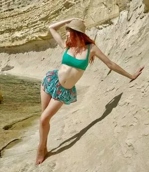 Madeleine Baldachino / madeleinebaldacchino nude photo #0091