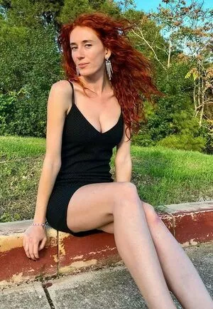 Madeleine Baldachino / madeleinebaldacchino nude photo #0095