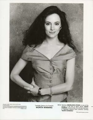 Madeleine Stowe / madeleinestowebr nude photo #0022