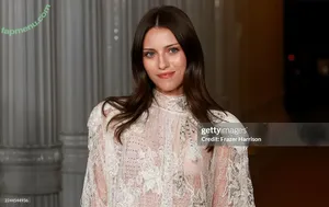 Madeline Argy / madelineargy nude photo #0213