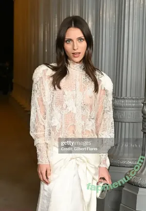 Madeline Argy / madelineargy nude photo #0214