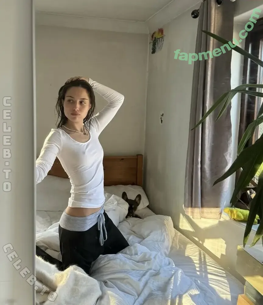 Madeline Argy nude photo #0237 (madelineargy / madelineargy7946)