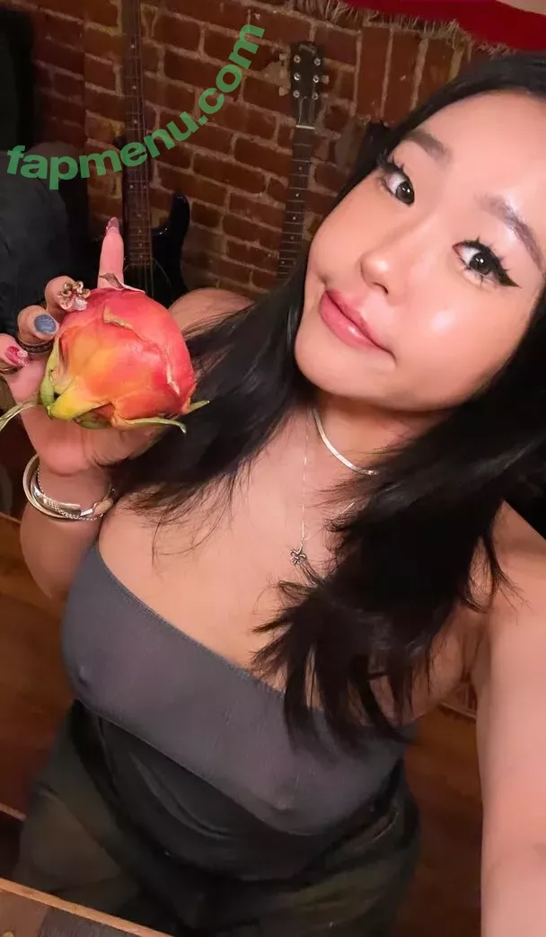 Madeline Jin nude photo #0009 (maddiejinjin)