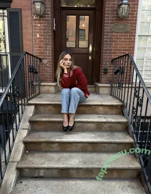 Madelyn Cline / madelyncline nude photo #1290