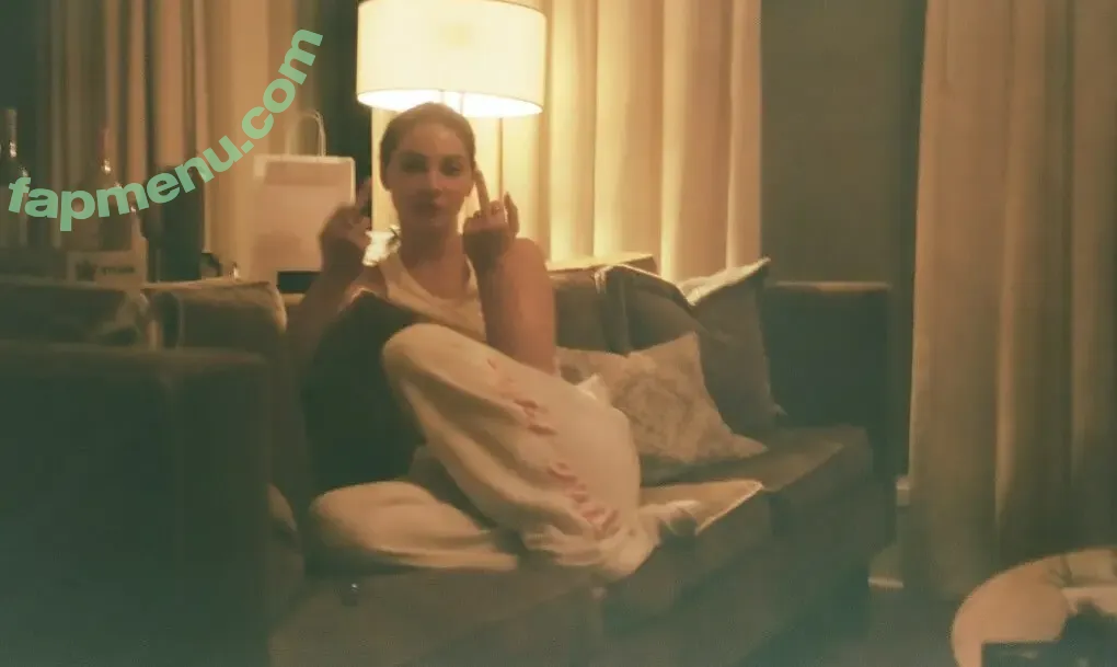 Madelyn Cline nude photo #1270 (madelyncline)