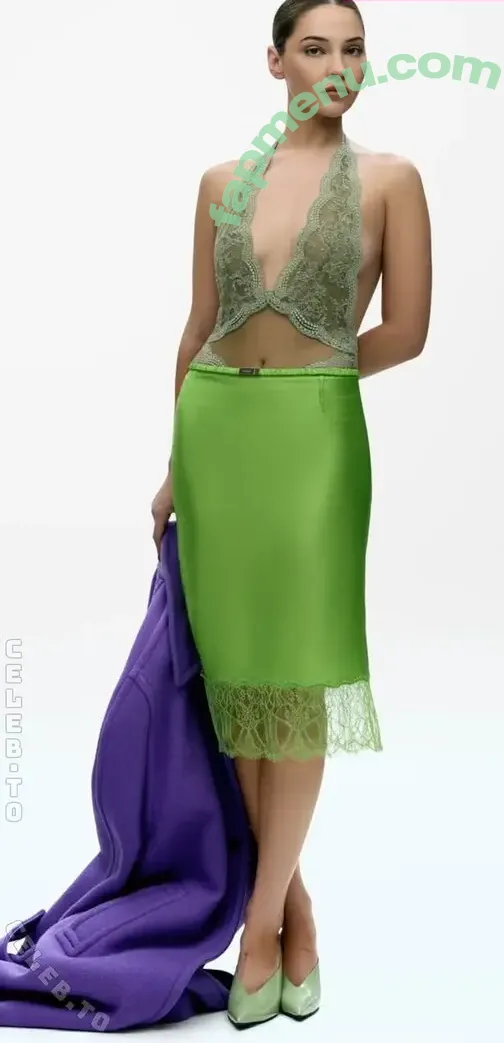 Madelyn Cline nude photo #1315 (madelyncline)