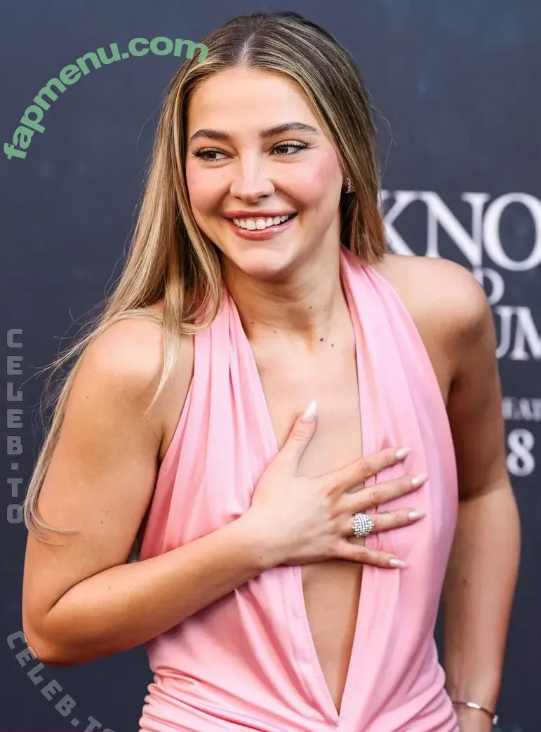 Madelyn Cline nude photo #1328 (madelyncline)