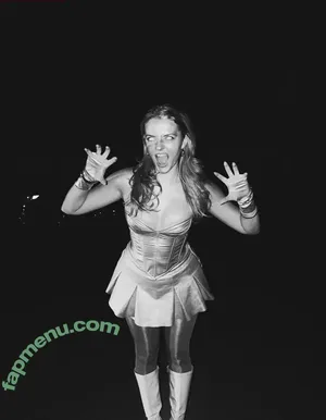 Madelynn Hanvey / madelynnhanvey nude photo #0076