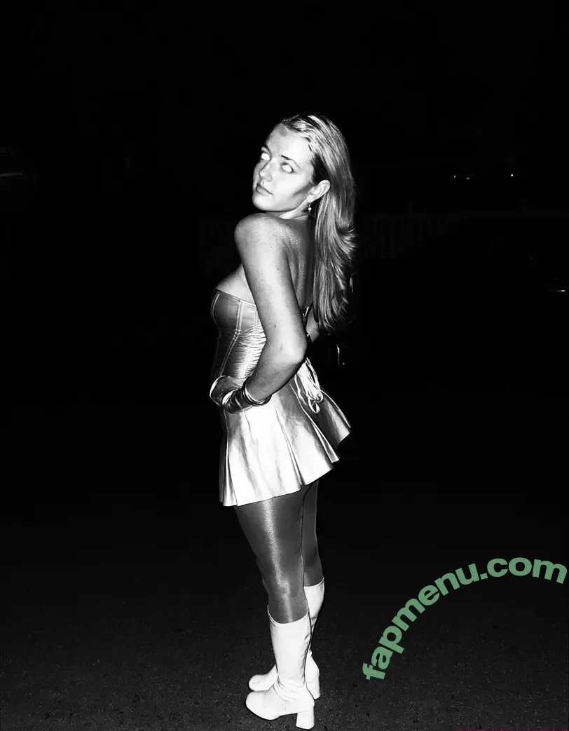 Madelynn Hanvey nude photo #0075 (madelynnhanvey)