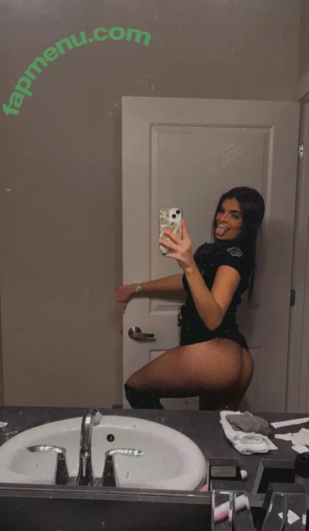 Madi Pearl nude photo #0015 (Imadipearllll / Loveeebunny / Madi.pearll / loveeebunnyy)